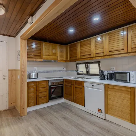 Apartment #400 Oasis 1br & Pool *