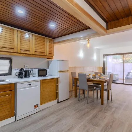 #400 Oasis 1br & Pool Apartment *